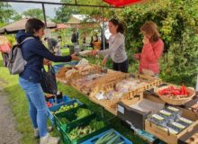 Streekmarkt bij Bloemenparadyske